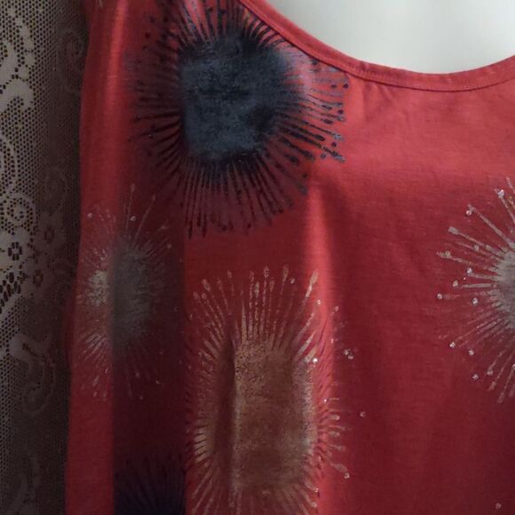 Lane Bryant 26-28 Red Gold Silver Blue‎ Metallic Fireworks tank - Picture 3 of 9